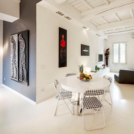 Charming Flat In Centro A Ferrara Con Posto Auto 빌라 외부 사진